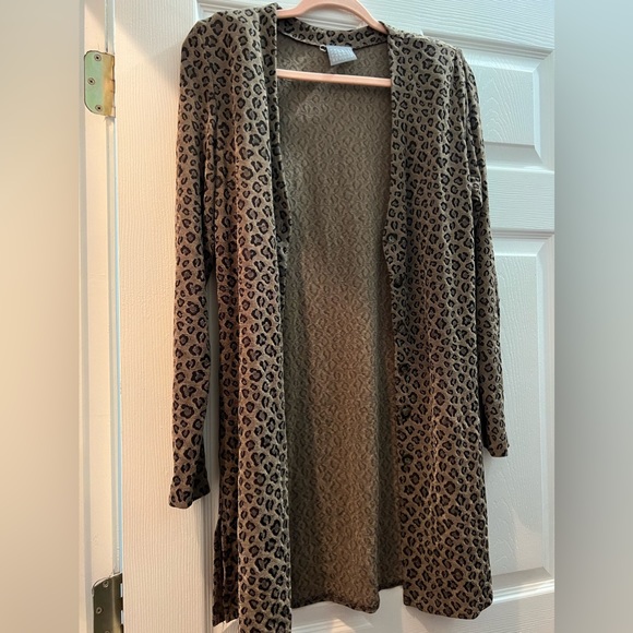 Cheetah Print Cardigan - Picture 2 of 2